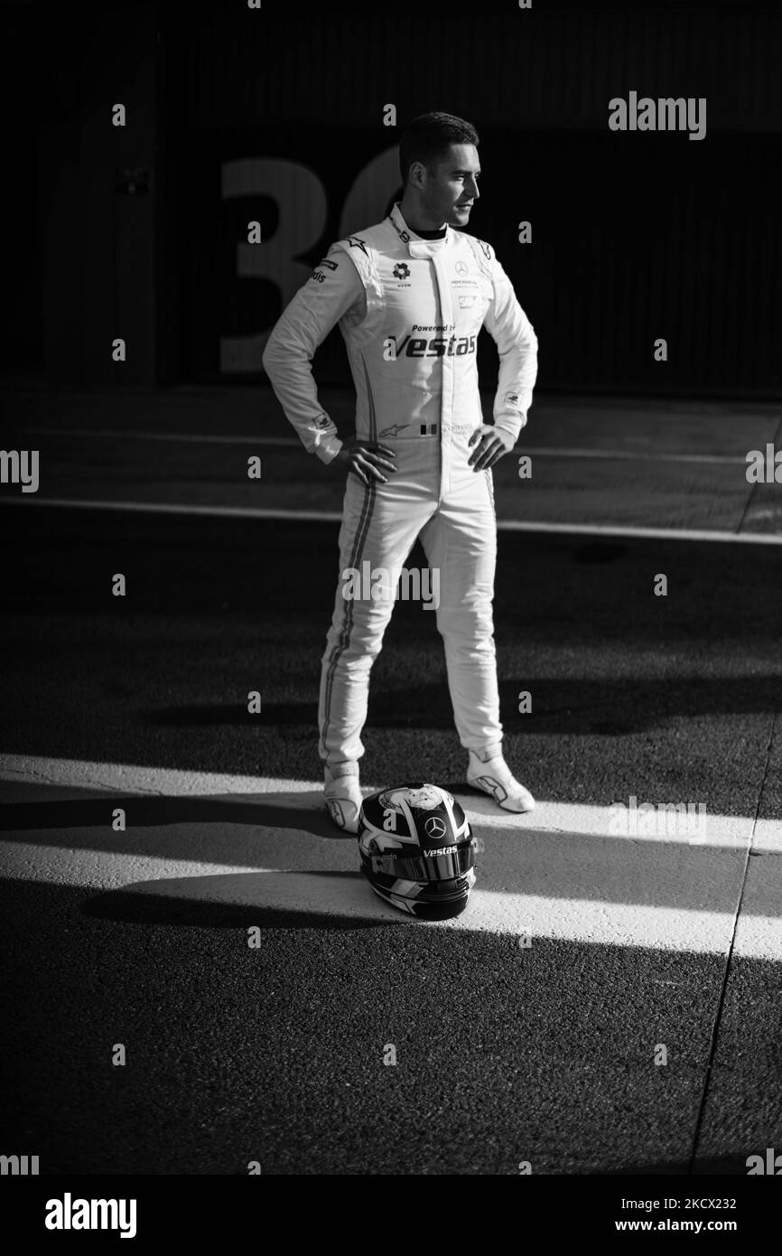 Stoffel Vandoorne (bel), Mercedes EQ Formula E Team, Portrait während der Saison 8 ABB Formel E Vorsaison Test auf dem Circuit Ricardo Tormo in Valencia am 1.. Und 2.. Dezember in Spanien. (Anmerkung der Redaktion: In Schwarzweiß bearbeitet) (Foto von Xavier Bonilla/NurPhoto) Stockfoto