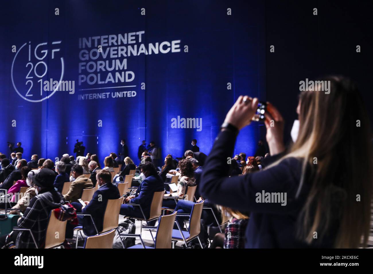 Die Eröffnungsfeier des Internet Governance Forums der Vereinten Nationen - IGF 2021 im Internationalen Kongresszentrum in Katowice, Polen, am 7.. Dezember 2021. Das jährliche IGF-Treffen 16. wird vom 6-10. Bis 20. Dezember von der polnischen Regierung in Katowice unter dem übergeordneten Thema Internet United veranstaltet. (Foto von Beata Zawrzel/NurPhoto) Stockfoto