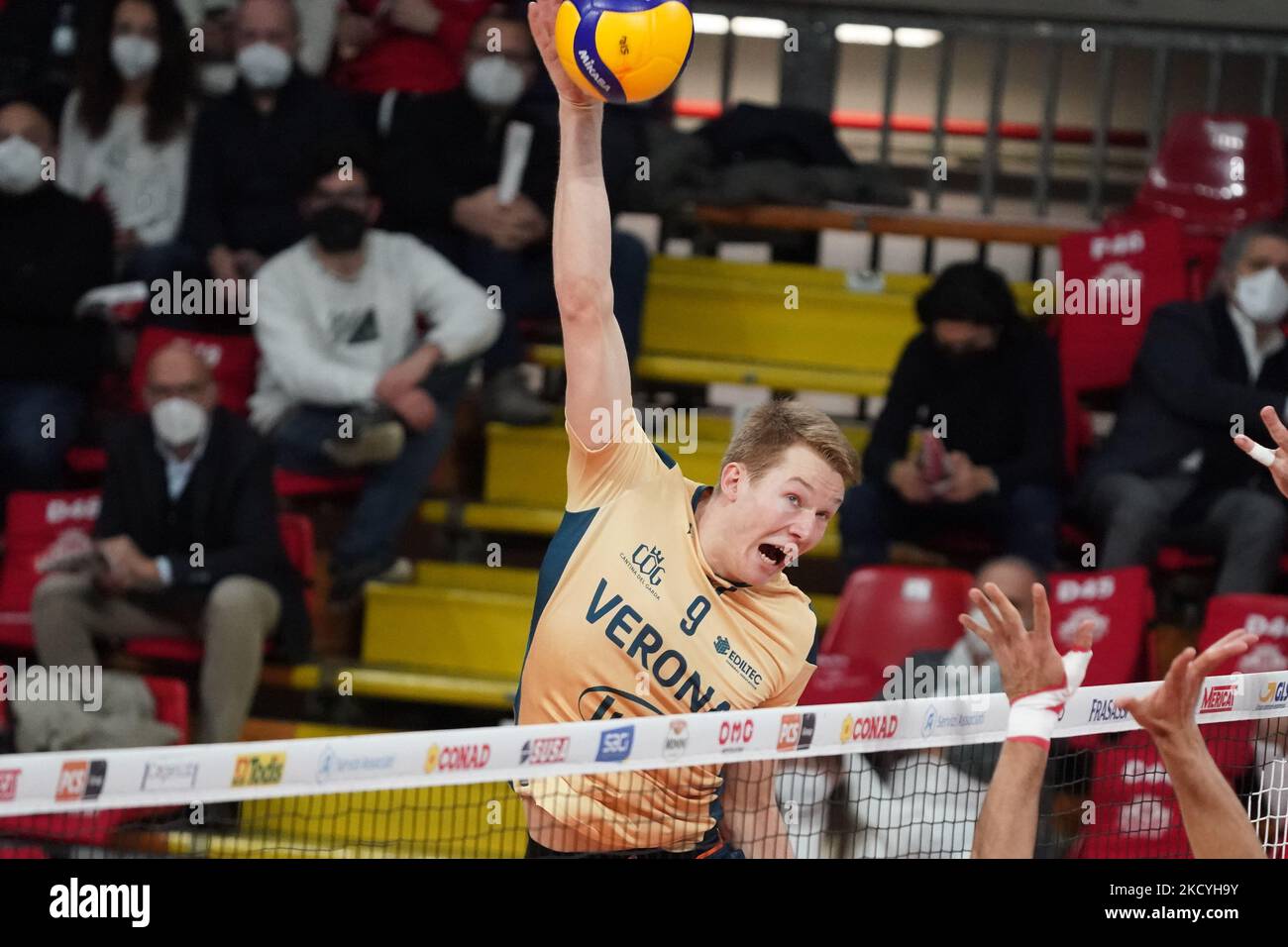 asparuhov Asparhu (n.8 verona Volley) während der Volleyball Italienischen Serie A Männer Superliga Meisterschaft Sir Safety Conad Perugia gegen Volley Verona am 29. Dezember 2021 im PalaBarton in Perugia, Italien (Foto by Loris Cerquiglini/LiveMedia/NurPhoto) Stockfoto