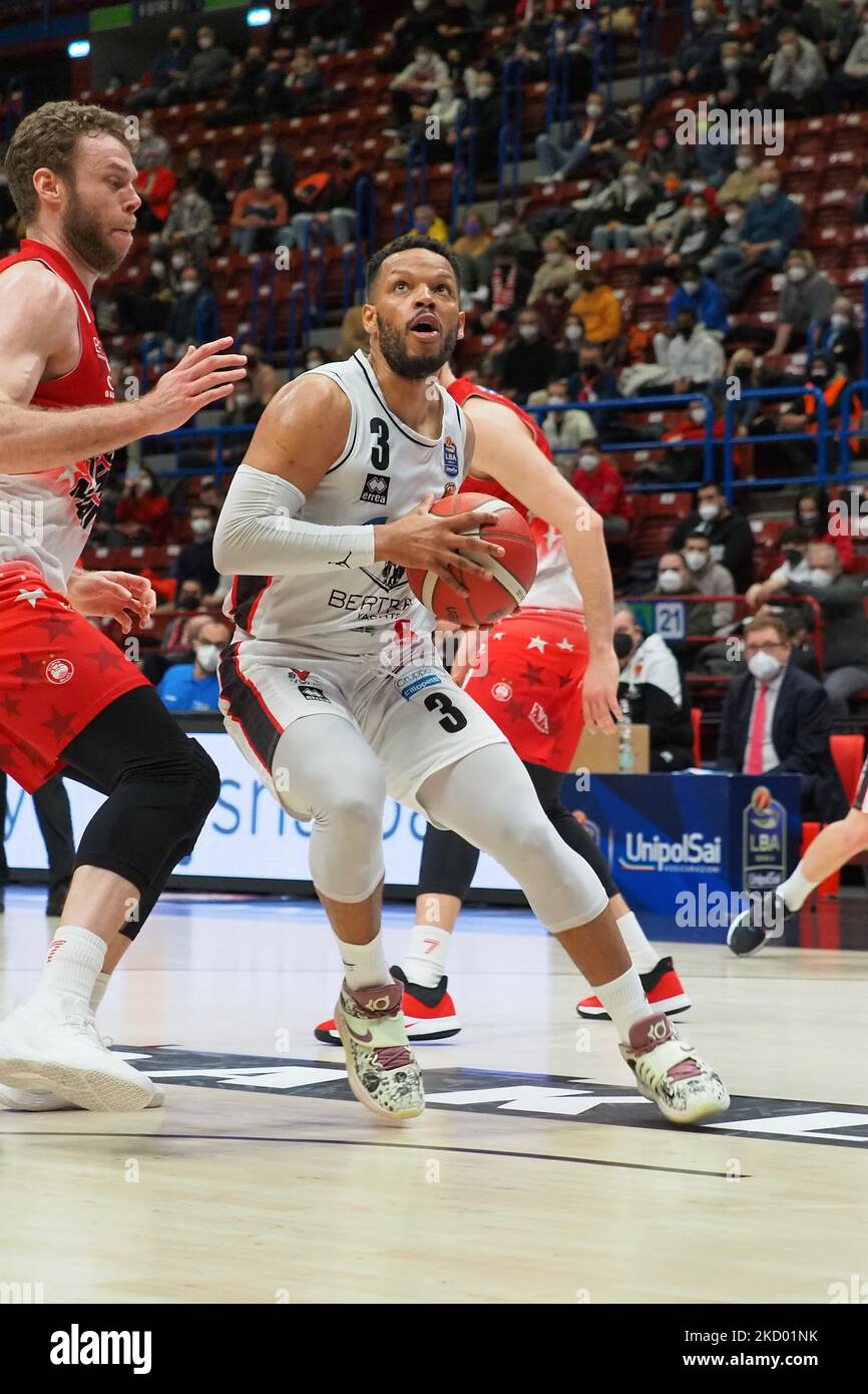 Chris Weight (Bertram Derthona Basket Tortona) während der italienischen Basketball A Serie Championship A X Armani Exchange Milano gegen Bertram Derthona Tortona am 09. Januar 2022 beim Mediolanum Forum in Mailand, Italien (Foto: Savino Paolella/LiveMedia/NurPhoto) Stockfoto