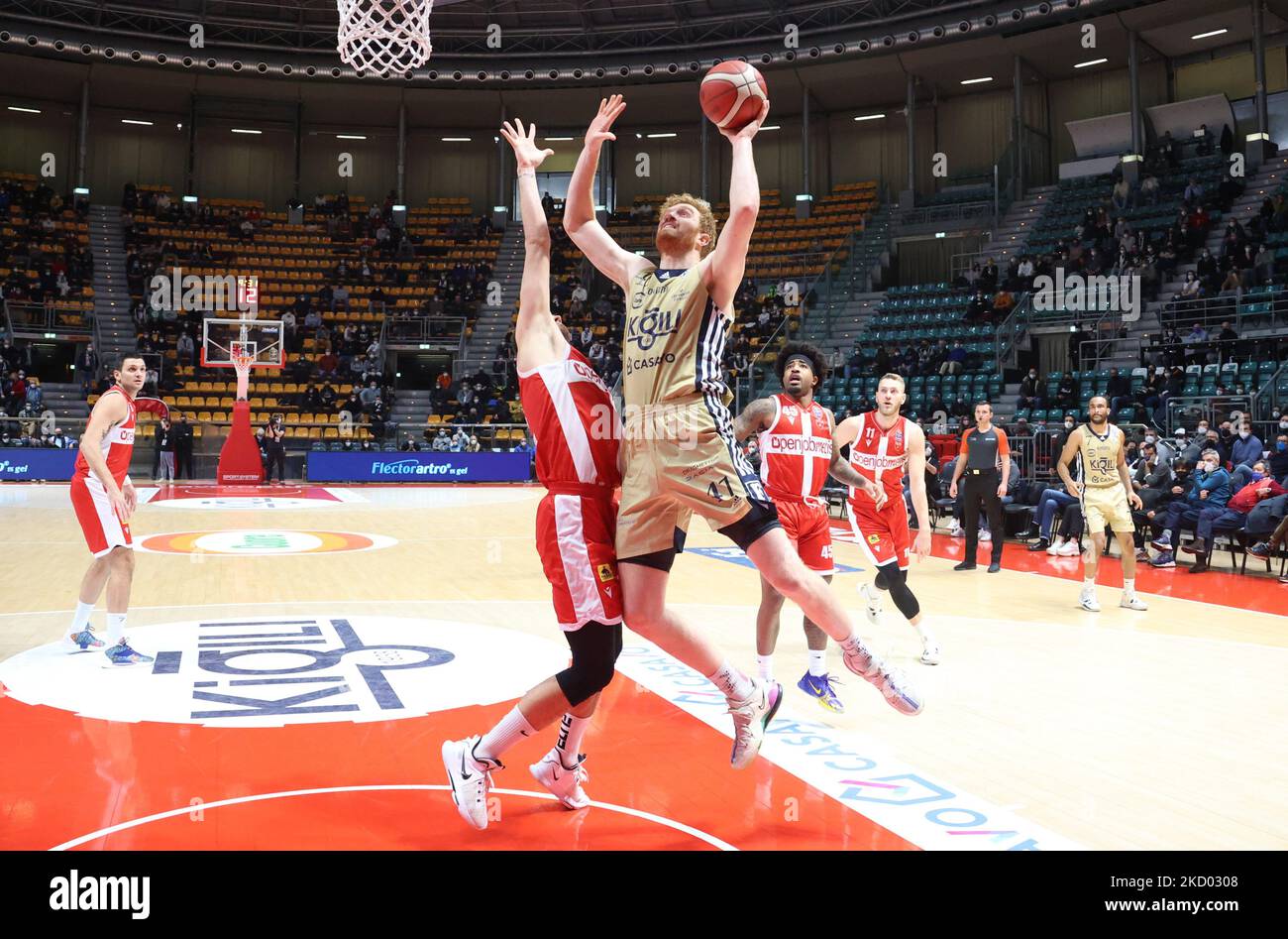 44during die Serie A1 italienischen LBA Basketball-Meisterschaft Spiel Kigili Fortitudo Bologna vs. Openjobmetis Varese im Sportpalast Paladozza - Bologna, Januar 2022 (Foto: Michele Nucci/LiveMedia/NurPhoto) Stockfoto