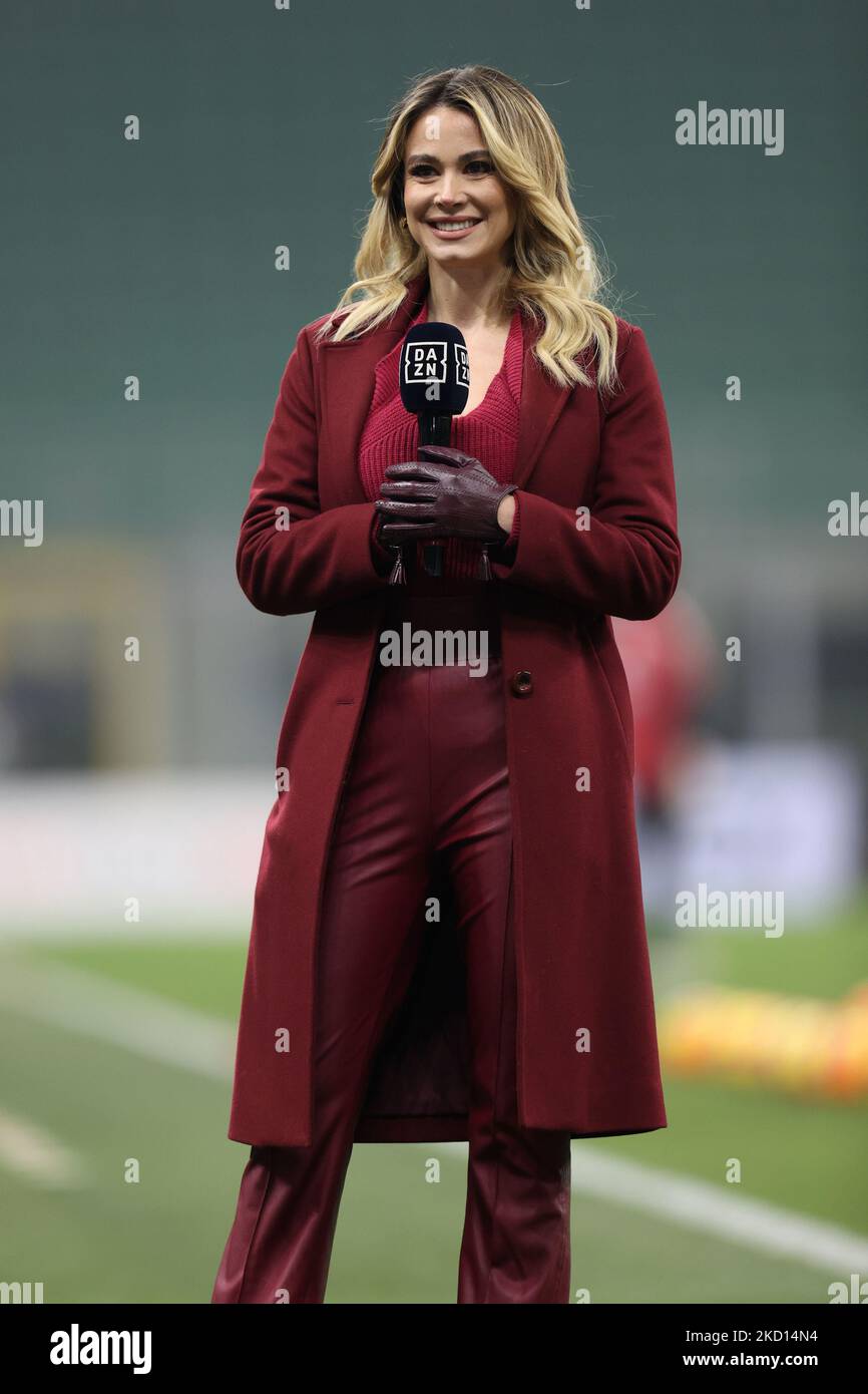 Diletta Leotta (DAZN) beim spiel der italienischen Fußballserie A AC Milan gegen Juventus FC am 23. Januar 2022 im San Siro Stadion in Mailand, Italien (Foto: Francesco Scaccianoce/LiveMedia/NurPhoto) Stockfoto