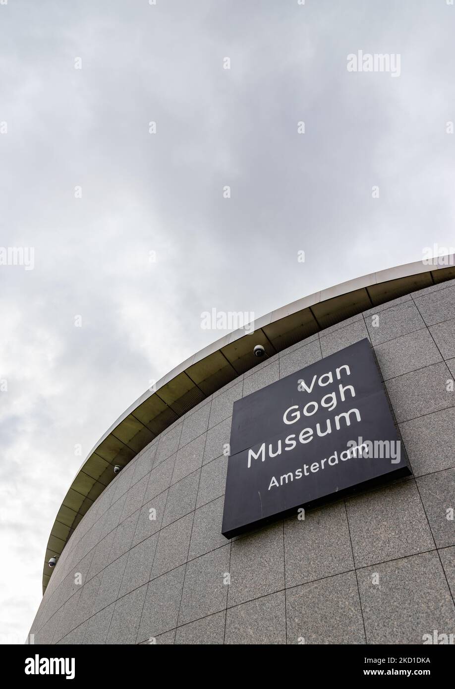 Ein Bild des Van Gogh Museums von außen. Stockfoto