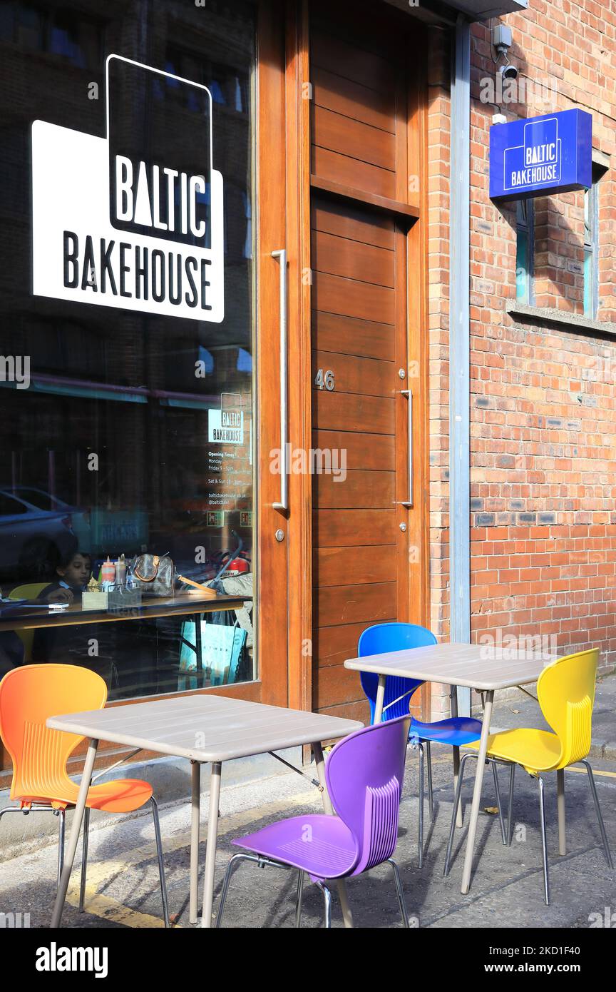 Das Baltic Triangle, einst ein Industriegebiet, ist ein unabhängiges, edgy, kreatives und digitales Viertel mit coolen Cafés und Indie-Start-ups in ehemaligen Lagerhäusern in der Jamaica Street in Liverpool, Großbritannien Stockfoto
