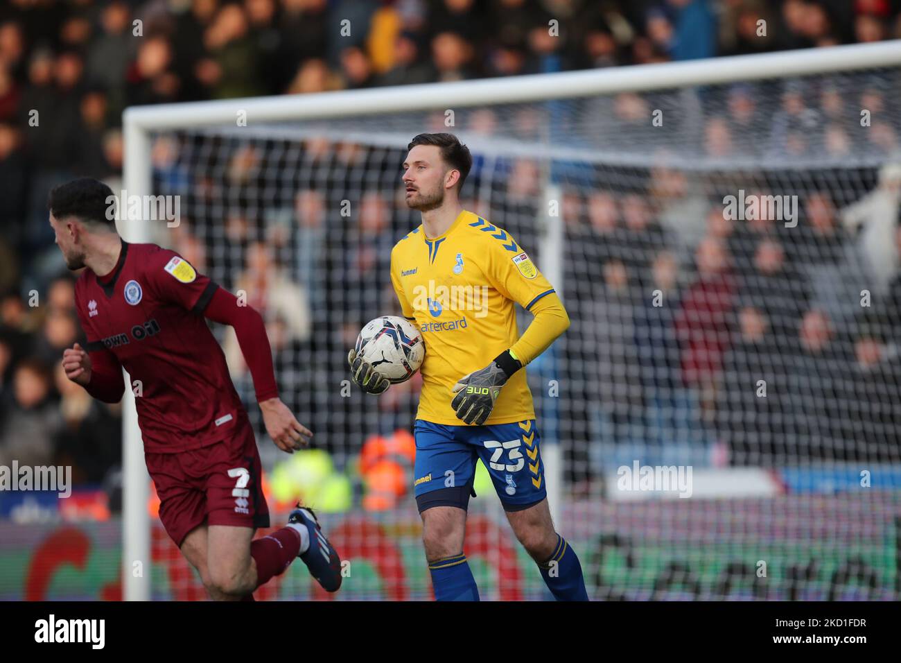 Danny Rogers von Oldham Athletic am Samstag, den 29.. Januar 2022, beim Spiel der Sky Bet League 2 zwischen Oldham Athletic und Rochdale im Boundary Park, Oldham. (Foto von Pat Scaasi/MI News/NurPhoto) Stockfoto