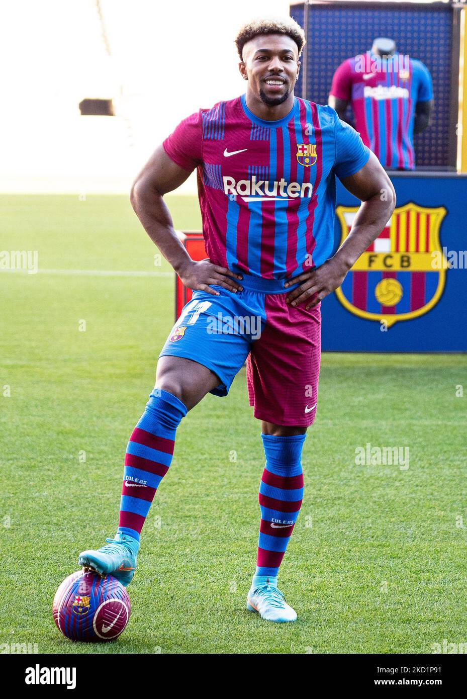 Adama Traore während seiner Präsentation als neuer Spieler des FC Barcelona, in Barcelona, Spanien, am 02.. Februar 2022. (Foto von Joan Gosa/Urbanandsport/NurPhoto) Stockfoto