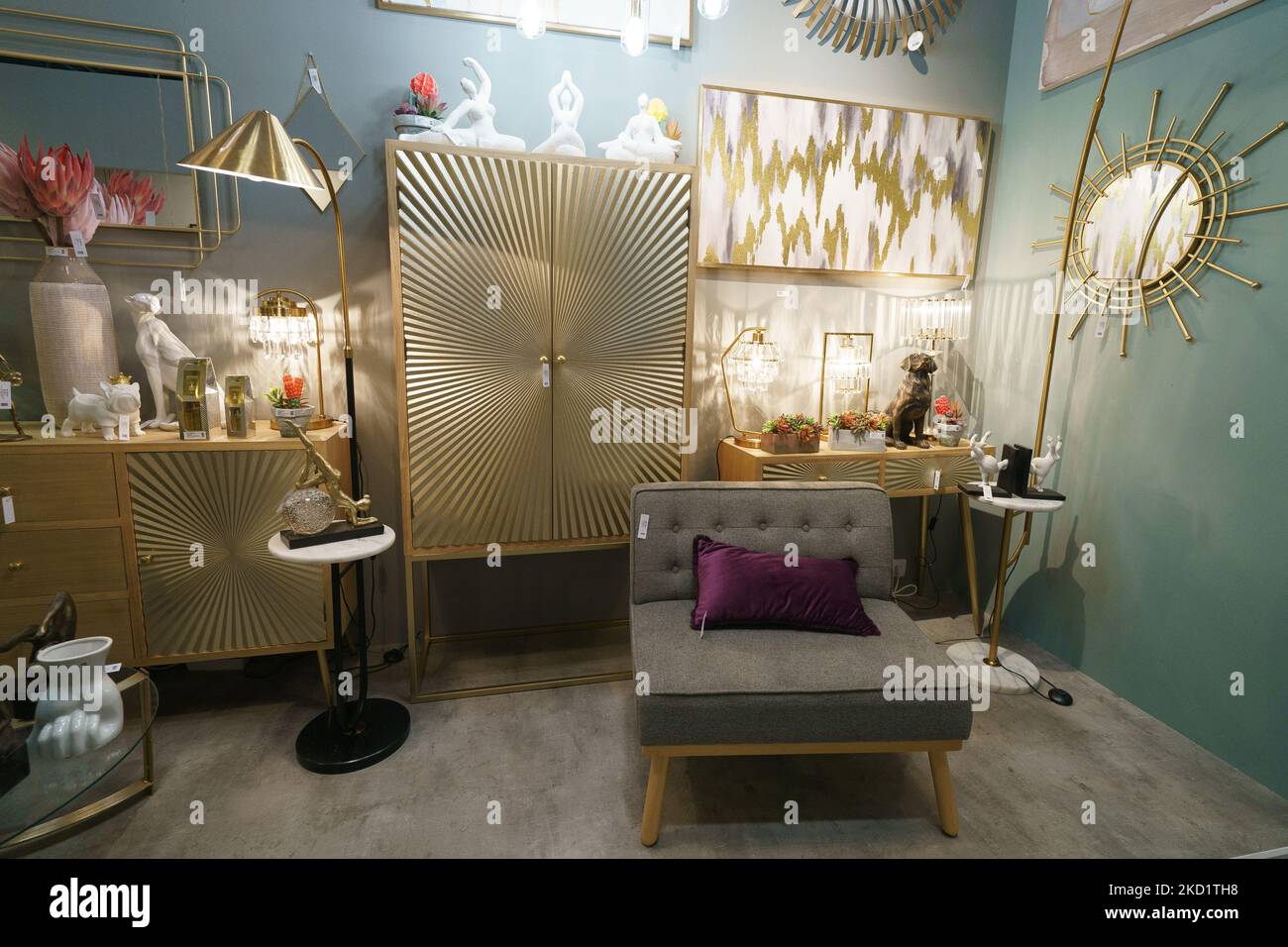 Dekorative Elemente werden auf der INTERGIFT 2022 International Decoration Exhibition auf der Ifema in Madrid gezeigt. 4. Februar 2022 in Madrid, Spanien (Foto von Oscar Gonzalez/NurPhoto) Stockfoto