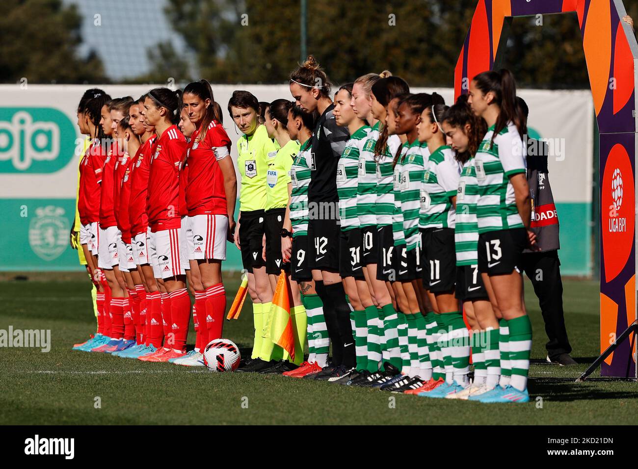 Mannschaften vor dem Spiel der Liga BPI zwischen Sporting CP und SL Benfica, bei Academia Cristiano Ronaldo, Alcochete, Portugal, 06. Februar, 2022 (Foto von João Rico/NurPhoto) Stockfoto