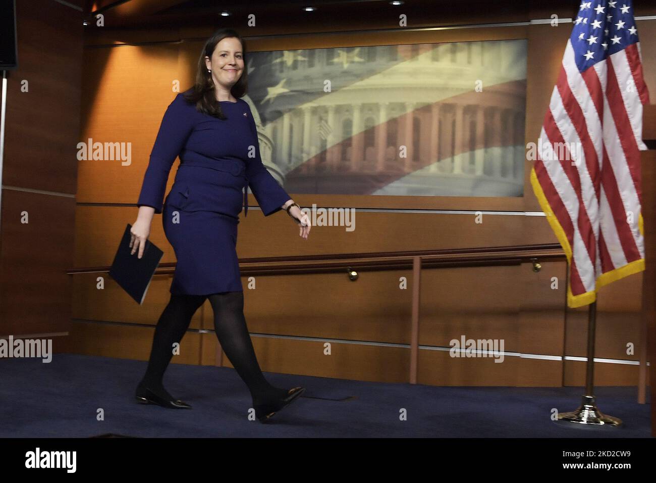 Die Vorsitzende der Republikanischen Konferenz, Elise Stefanik (R-NY), spricht heute auf einer Pressekonferenz am 08. Februar 2021 im HVC/Capitol Hill in Washington DC, USA, über illegale Drogen und Einwanderung an den US-MX-Grenzen. (Foto von Lenin Nolly/NurPhoto) Stockfoto