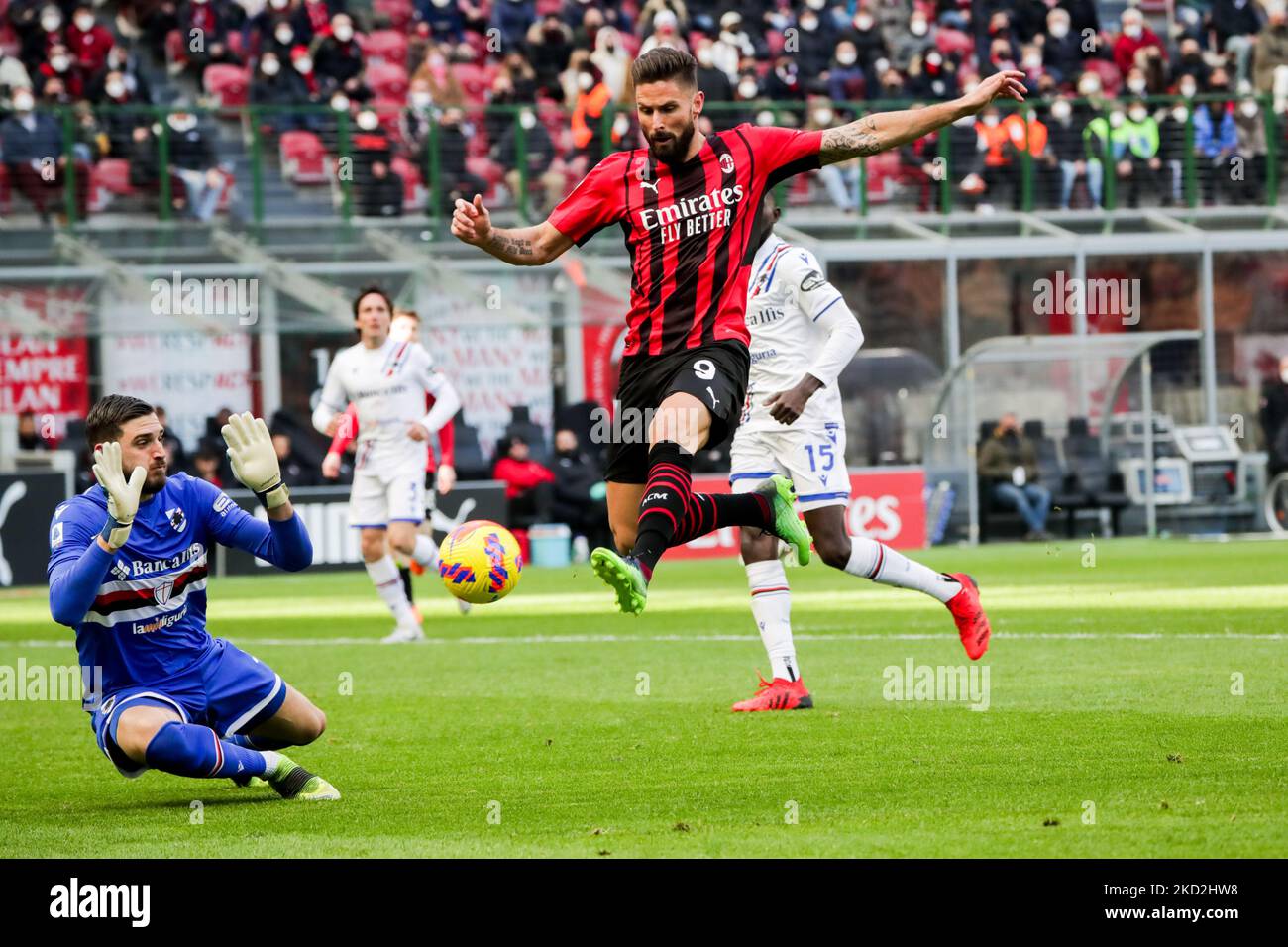 Olivier Giroud vom AC Mailand in Aktion während des Fußballspiels der Serie A Spiel der Serie A zwischen AC Mailand und UC Sampdoria am 13. Februar 2022 im San Siro Stadium in Mailand, Italien. (Foto von Mairo Cinquetti/NurPhoto) Stockfoto