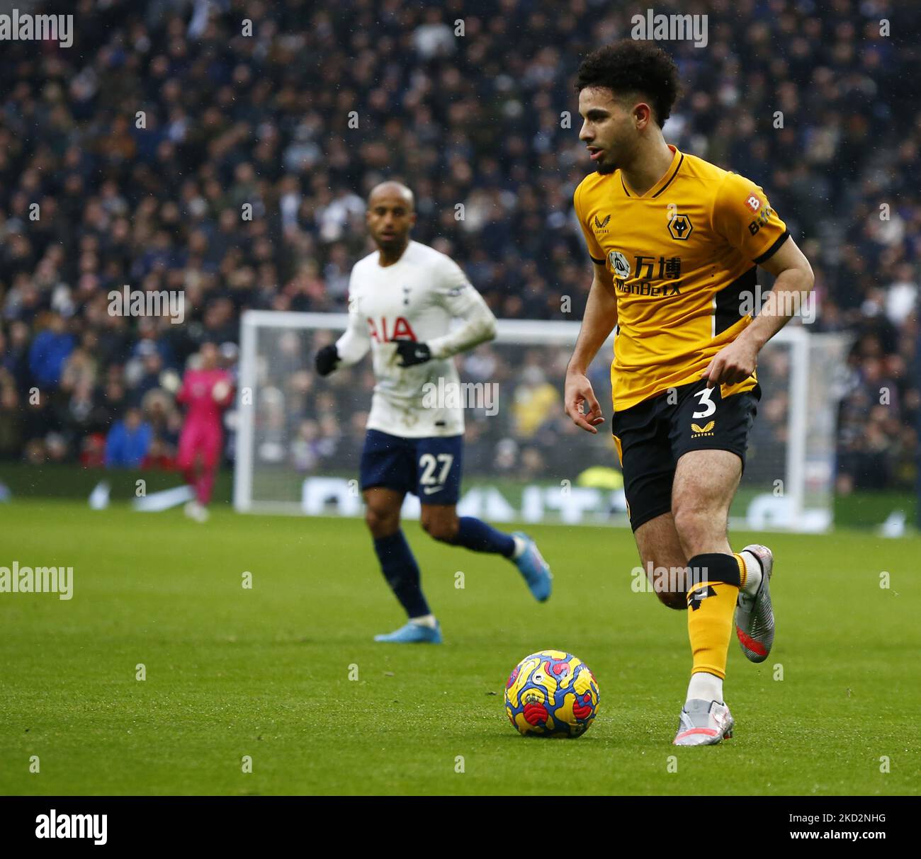 Wolverhampton Wanderers' Rayan Ait-Nouri während der Premier League zwischen Tottenham Hotspur und Wolverhampton Wanderers am 13.. Februar 2022 im Tottenham Hotspur Stadion in London, England (Foto by Action Foto Sport/NurPhoto) Stockfoto