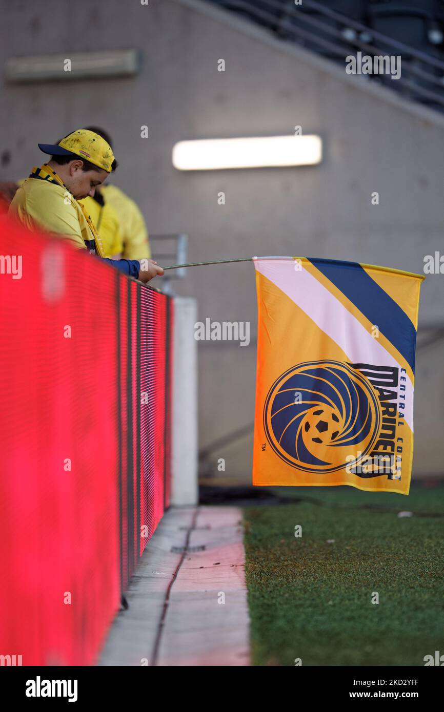 SYDNEY, AUSTRALIEN - 5. NOVEMBER: Ein Mariners-Unterstützer vor dem Spiel zwischen Western Sydney Wanderers und Central Coast Mariners im CommBank Stadium am 5. November 2022 in Sydney, Australien Credit: IOIO IMAGES/Alamy Live News Stockfoto