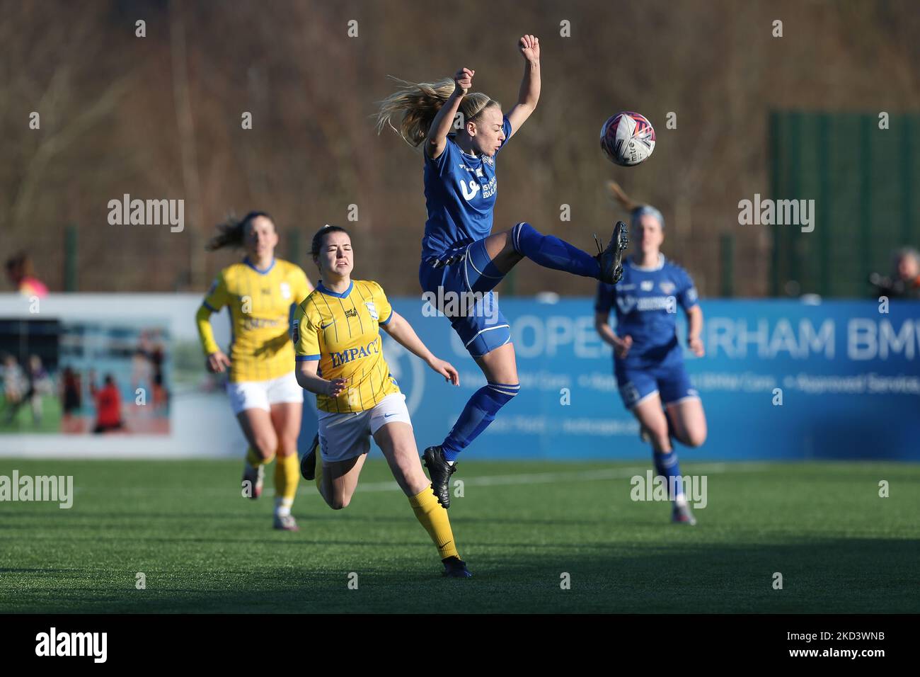 Ellie Christon von Durham Women während des FA Cup-Spiels zwischen dem FC Durham Women und Birmingham City am Sonntag, 27.. Februar 2022, im Maiden Castle, Durham City. (Foto von Mark Fletcher/MI News/NurPhoto) Stockfoto