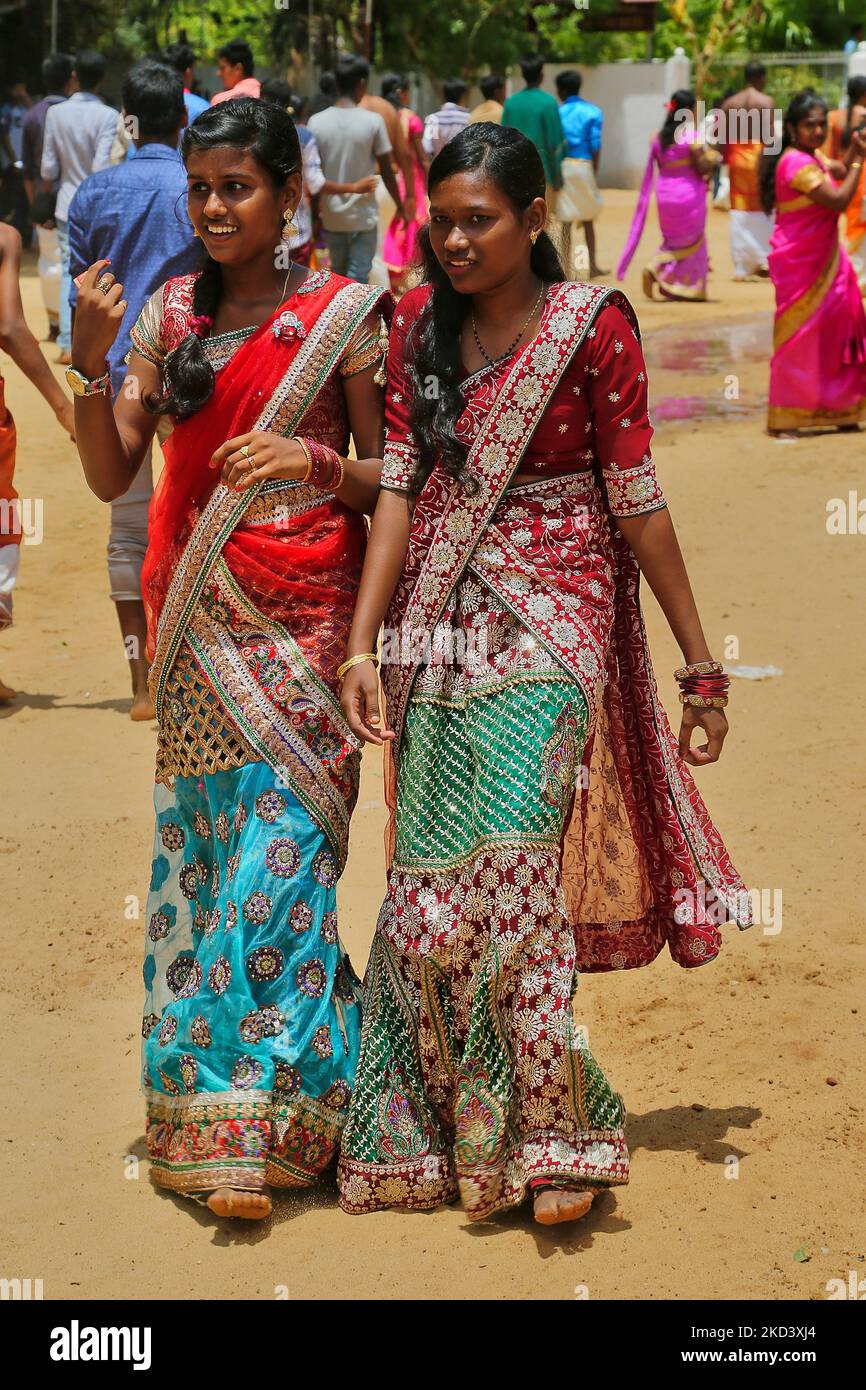 Tamilische hinduistische Anhänger während des Amman Ther Thiruvizha Festivals im Tellipalai Amman Tempel in Tellipalai, Nordprovinz, Sri Lanka. (Foto von Creative Touch Imaging Ltd./NurPhoto) Stockfoto