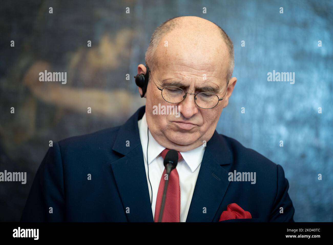 Zbigniew Rau während der Pressekonferenz nach dem Treffen der ...