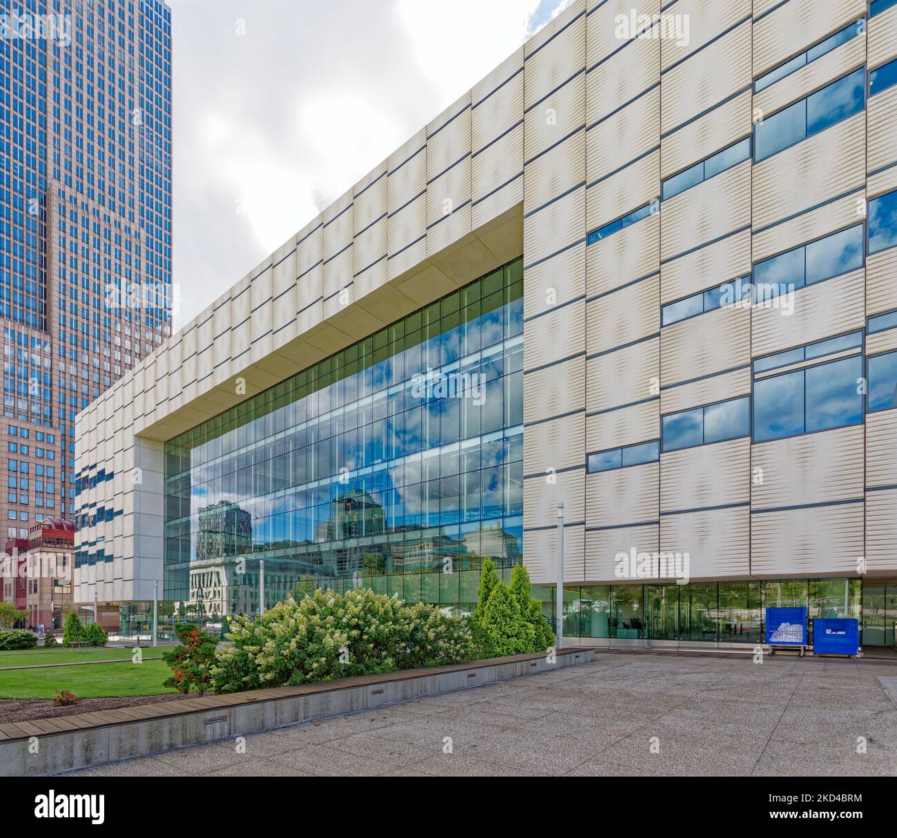 Das Global Center for Health Innovation, ehemals Medical Mart, ist mit dem Huntington Convention Center und dem Hilton Hotel verbunden. Stockfoto