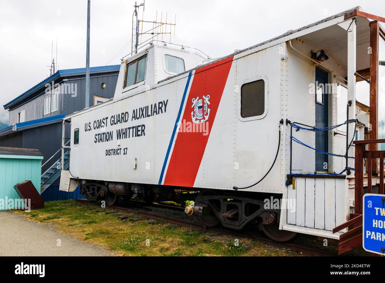 Schienenfahrzeug für den Hilfsbahnhof der US-Küstenwache; Whittier; Alaska; USA. Stockfoto