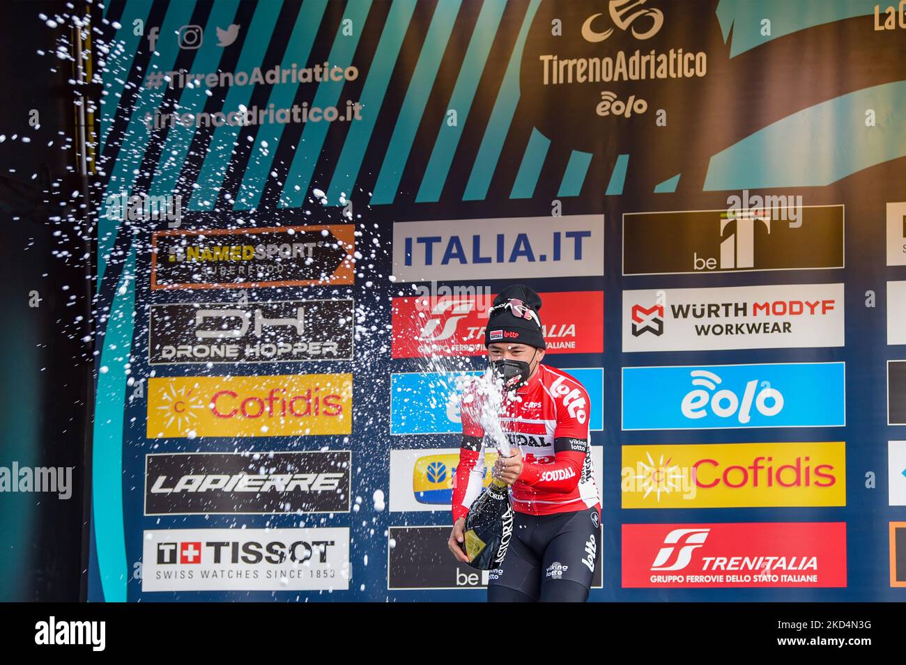 Die dritte Etappe des Tirreno Adriatica von Murlo nach Terni, gewonnen von Ewan Caleb. In Terni, 9. März 2022. (Foto von Riccardo Fabi/NurPhoto) Stockfoto