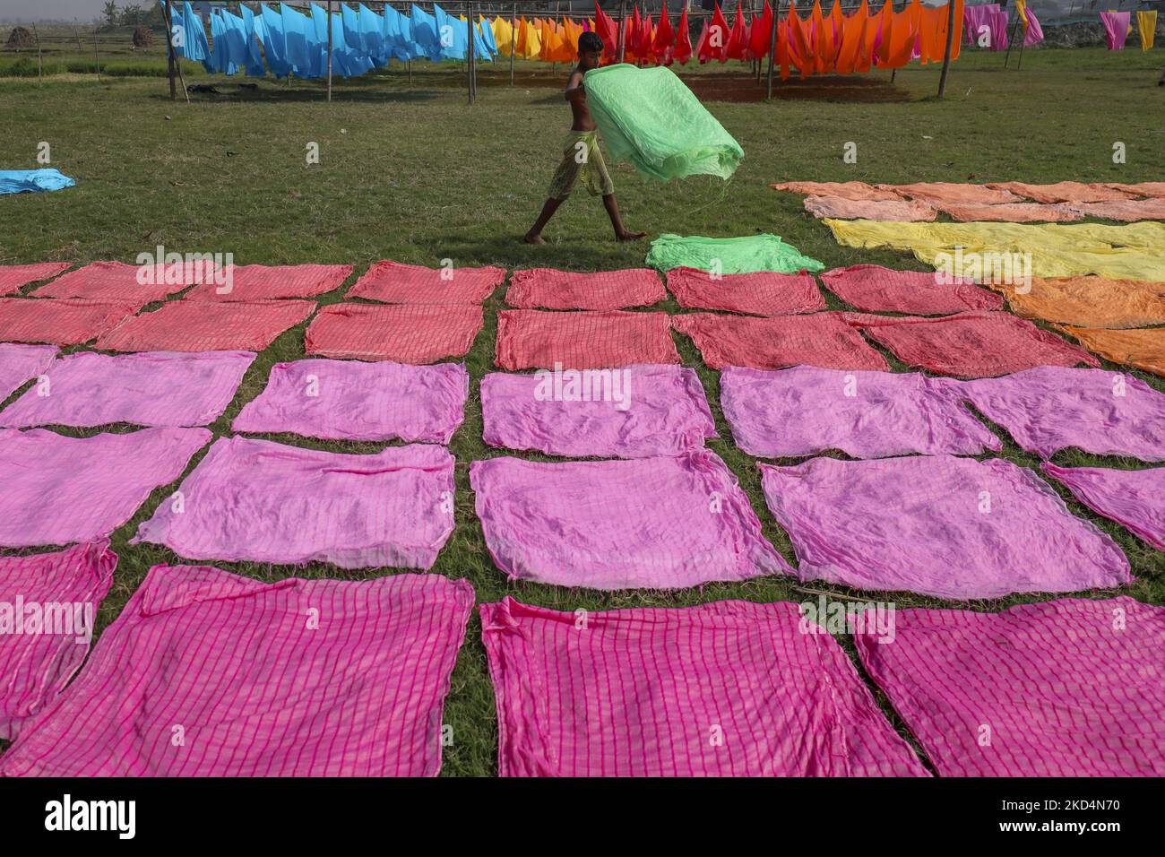 Dampfbügelständer Klappbar - Verstellbarer Kleiderständer Aus Aluminium