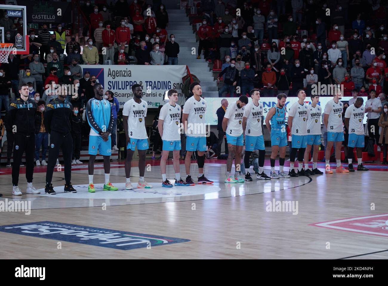 Team Cremona Vanoli während des LBA Italien Championship Spiels zwischen Openjobmetis Varese und Vanoli Basket Cremona , in Varese, Italien, am 6. März 2022 (Foto von Fabio Averna/NurPhoto) Stockfoto