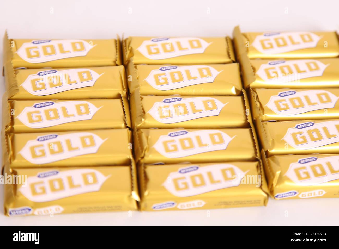 McVities Gold Bars – Snack-Leckerbissen aus goldener Schokolade Stockfoto