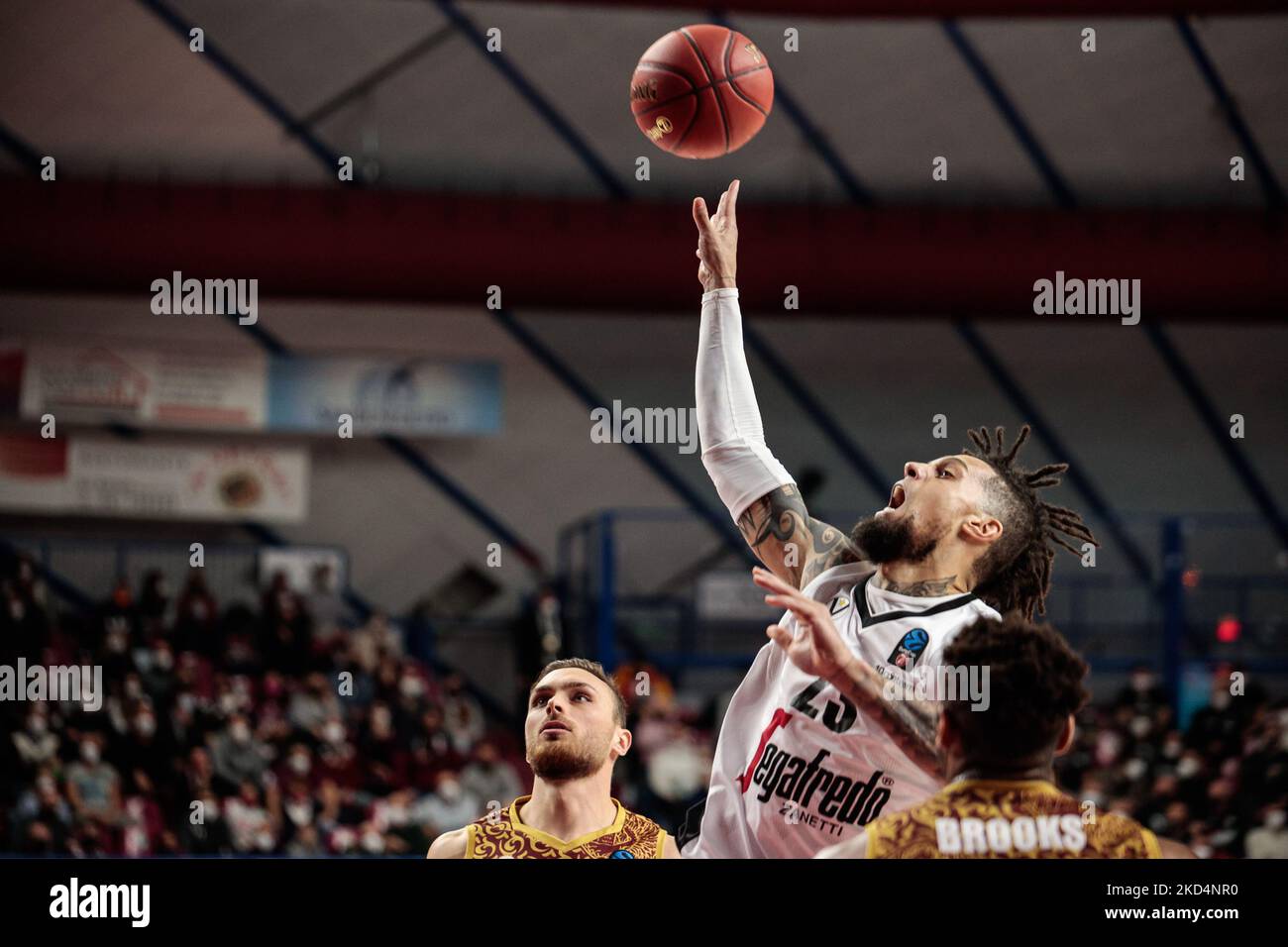 Daniel Hackett (Segafredo Virtus Bologna) während der Basketball EuroCup Meisterschaft Umana Reyer Venezia gegen Virtus Segafredo Bologna am 09. März 2022 im Palasport Taliercio in Venedig, Italien (Foto: Mattia Radoni/LiveMedia/NurPhoto) Stockfoto