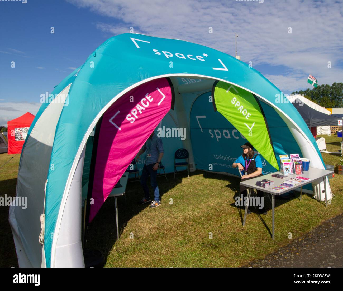 EXETER, DEVON, Großbritannien - 1. JULI 2022 Devon County Show Messestand am zweiten Messetag - Space Youth Organisation Stockfoto