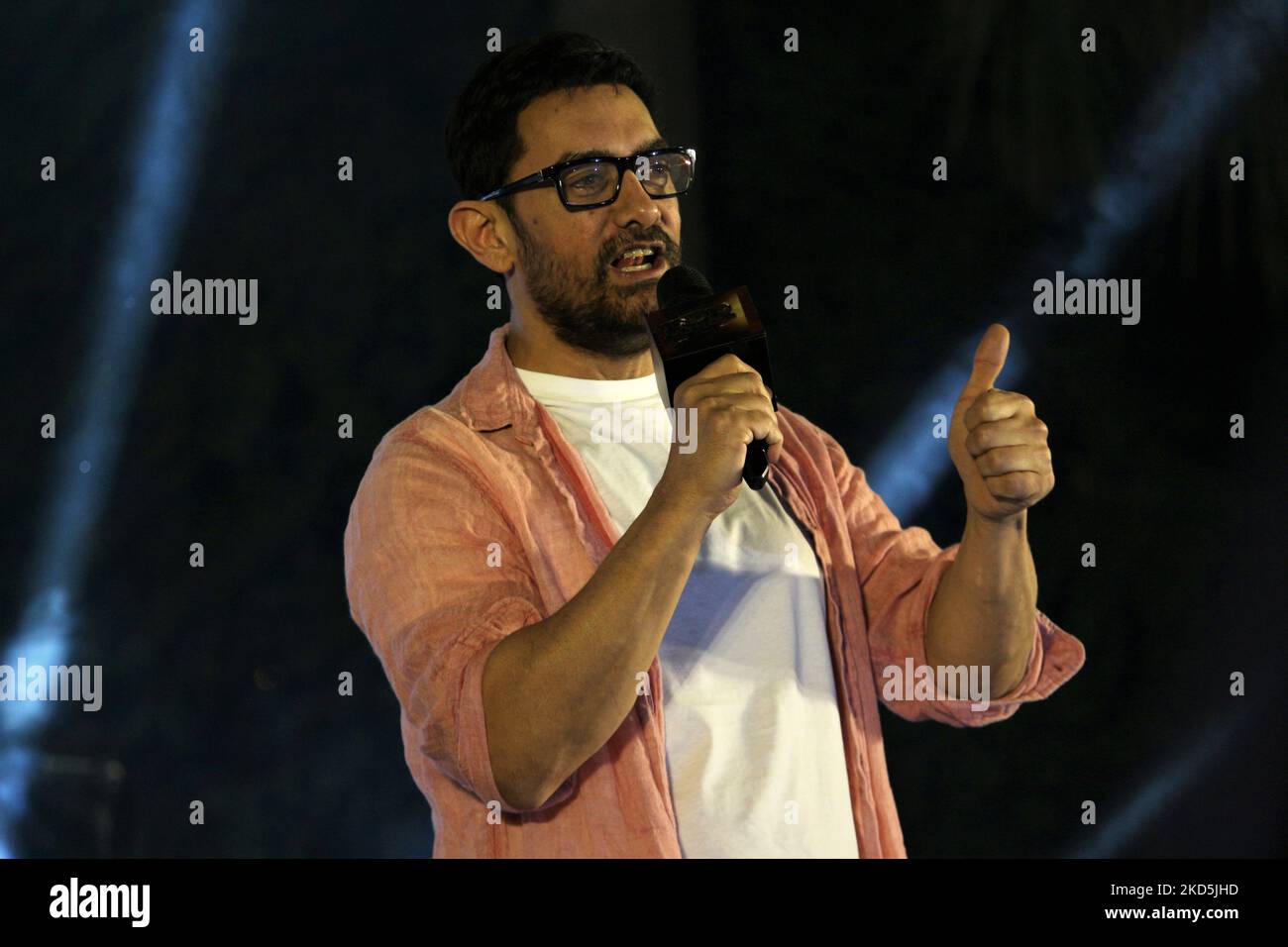 Der Bollywood-Schauspieler Aamir Khan inszenierte am 20. März 2022 während einer Werbeveranstaltung des kommenden Telugu-Films „RRR“ in Neu-Delhi, Indien. (Foto von Mayank Makhija/NurPhoto) Stockfoto