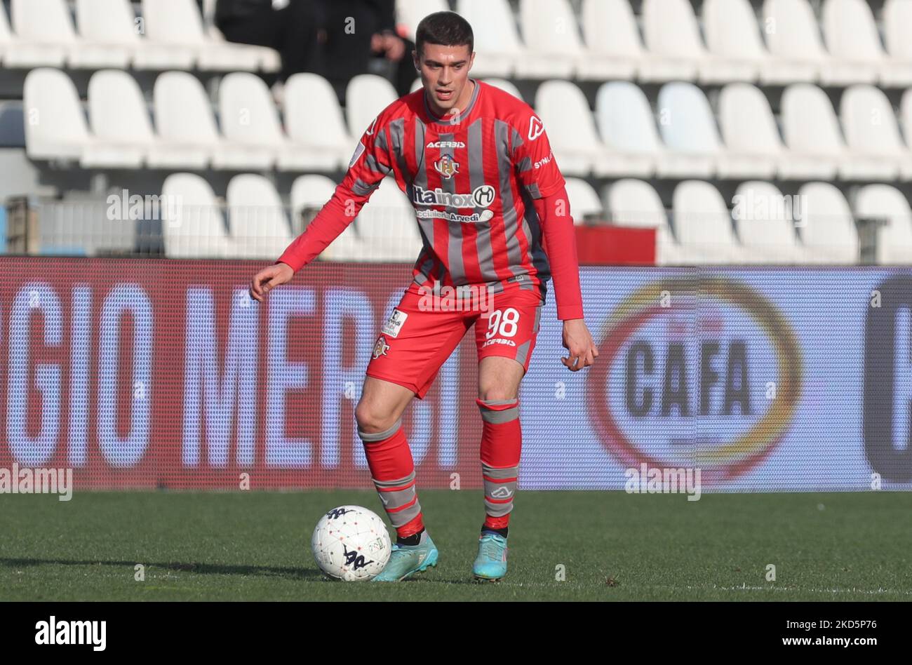Luca Zanimacchia (usa Cremonese) während der italienischen Fußball-Liga BKT 2021/2022 Spal vs. Usa Cremonese im Paolo Mazza Stadion, Ferrara, Italien, 19. März 2022 (Foto: Corrispondente Bologna/LiveMedia/NurPhoto) Stockfoto