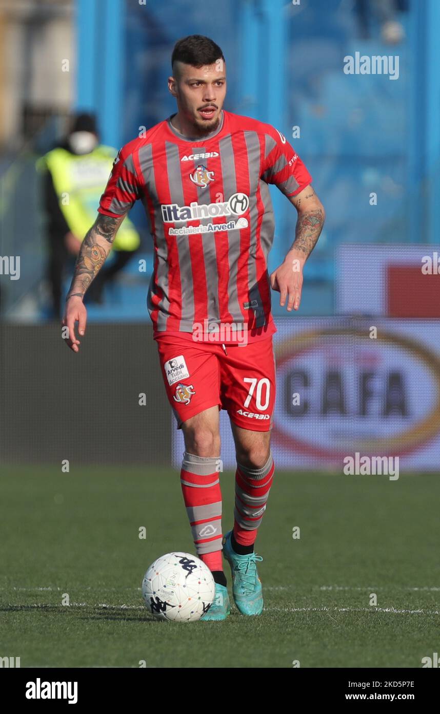 Gianluca Gaetano (usa Cremonese) während der italienischen Fußball-Liga BKT 2021/2022 Spal vs. Usa Cremonese im Paolo Mazza Stadion, Ferrara, Italien, 19. März 2022 (Foto: Corrispondente Bologna/LiveMedia/NurPhoto) Stockfoto