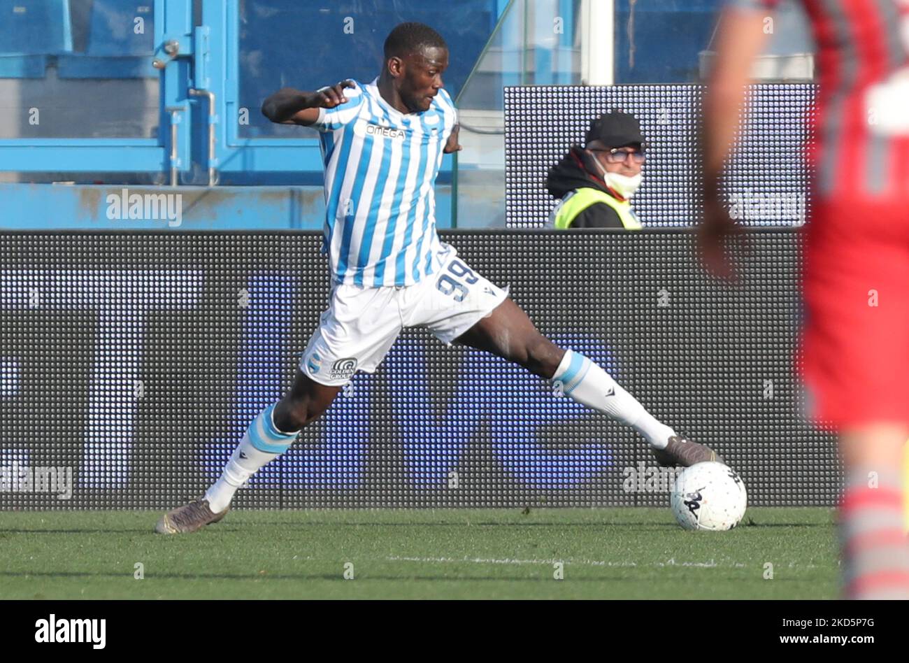 Emmanuel Latte (Spal) während der italienischen Fußball-Liga BKT 2021/2022 Spal vs. Usa Cremonese im Paolo Mazza Stadion, Ferrara, Italien, 19. März 2022 (Foto: Corrispondente Bologna/LiveMedia/NurPhoto) Stockfoto