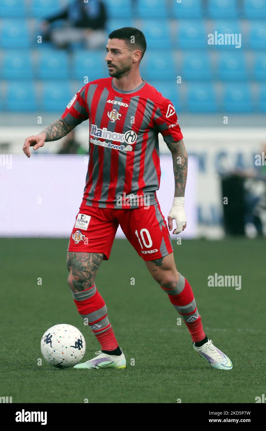 Cristian Buonaiuto (usa Cremonese) während der italienischen Fußball-Liga BKT 2021/2022 Spal vs. Usa Cremonese im Paolo Mazza Stadion, Ferrara, Italien, 19. März 2022 (Foto: Corrispondente Bologna/LiveMedia/NurPhoto) Stockfoto