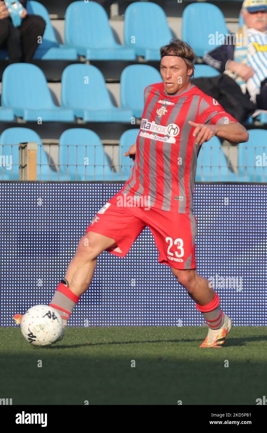 Alessandro Crescenzi (usa Cremonese) während der italienischen Fußball-Liga BKT 2021/2022 Spal vs. Usa Cremonese im Paolo Mazza Stadion, Ferrara, Italien, 19. März 2022 (Foto: Corrispondente Bologna/LiveMedia/NurPhoto) Stockfoto