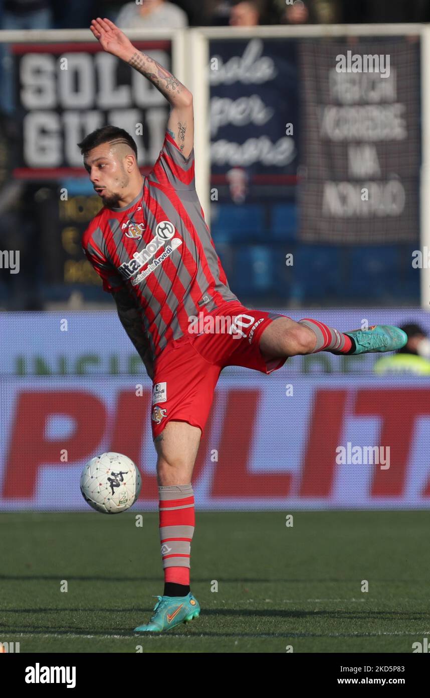 Gianluca Gaetano (usa Cremonese) während der italienischen Fußball-Liga BKT 2021/2022 Spal vs. Usa Cremonese im Paolo Mazza Stadion, Ferrara, Italien, 19. März 2022 (Foto: Corrispondente Bologna/LiveMedia/NurPhoto) Stockfoto