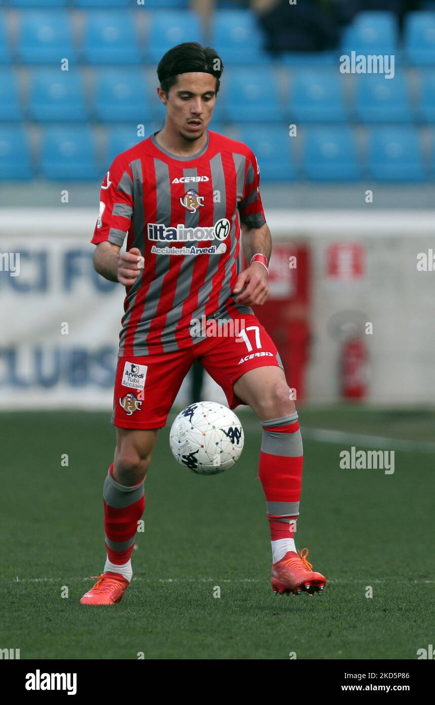 Leonardo Sernicola (usa Cremonese) während der italienischen Fußball-Liga BKT 2021/2022 Spal vs. Usa Cremonese im Paolo Mazza Stadion, Ferrara, Italien, 19. März 2022 (Foto: Corrispondente Bologna/LiveMedia/NurPhoto) Stockfoto