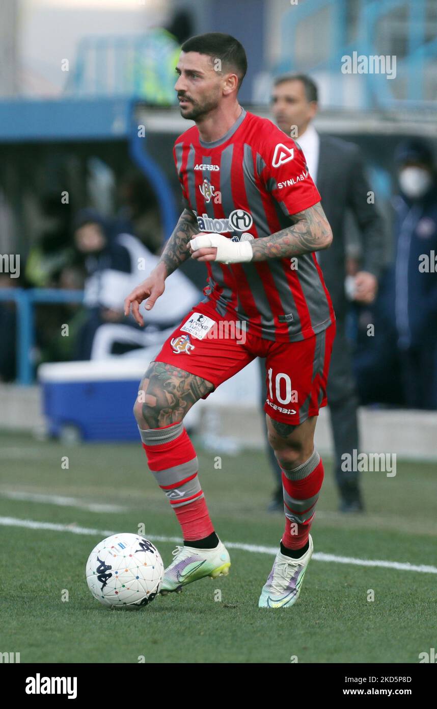 Cristian Buonaiuto (usa Cremonese) während der italienischen Fußball-Liga BKT 2021/2022 Spal vs. Usa Cremonese im Paolo Mazza Stadion, Ferrara, Italien, 19. März 2022 (Foto: Corrispondente Bologna/LiveMedia/NurPhoto) Stockfoto