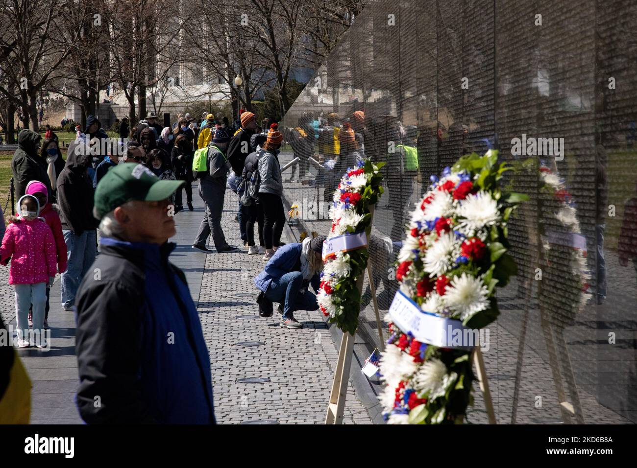 Am 29. März 2022 wird am Vietnam Veterans Memorial in Washington, D.C. der jährliche Nationalfeiertag für Vietnam-Kriegsveteranen 5. und der 50.. Jahrestag des Vietnamkrieges gefeiert (Foto: Bryan Olin Dozier/NurPhoto) Stockfoto