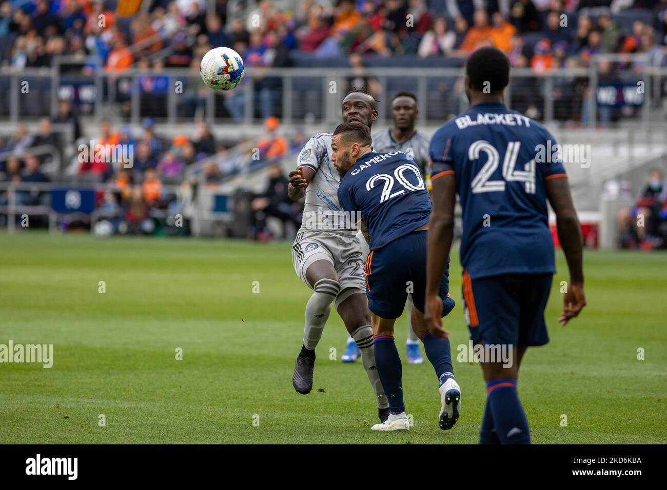 Während eines Fußballspiels der Major League zwischen dem FC Cincinnati und CF Montréal im TQL Stadium in Cincinnati, Ohio. Samstag, 2. April 2022. Montreal besiegte Cincinnati 4:3. (Foto von Jason Whitman/NurPhoto) Stockfoto