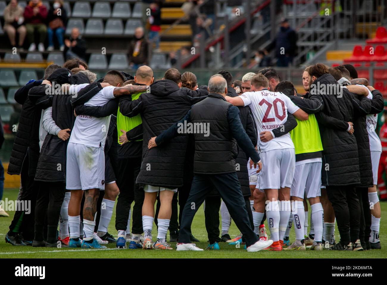 Reggina-Team während des italienischen Fußballspiel Serie B US Cremonese gegen Reggina 1914 am 02. April 2022 im Stadio Giovanni Zini in Cremona, Italien (Foto: Valentina Giannettoni/LiveMedia/NurPhoto) Stockfoto