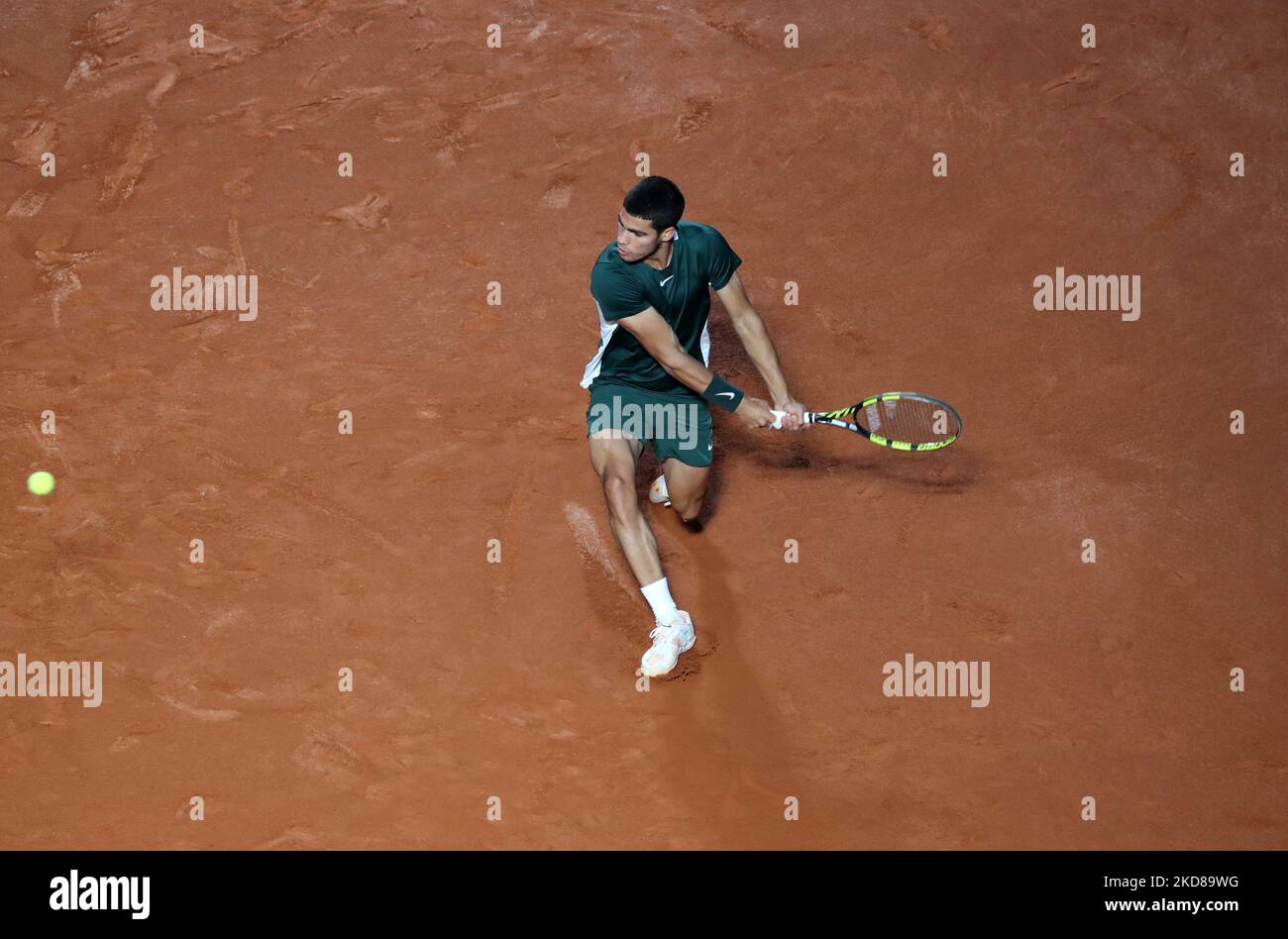 Carlos Alcaraz während des Spiels gegen Alex De Minaur, das dem Halbfinale des Barcelona Open Banc Sabadell Tennisturniers, 69. Conde de Godo Trophy, am 23.. April 2022 in Barcelona entspricht. (Foto von Joan Valls/Urbanandsport/NurPhoto) Stockfoto