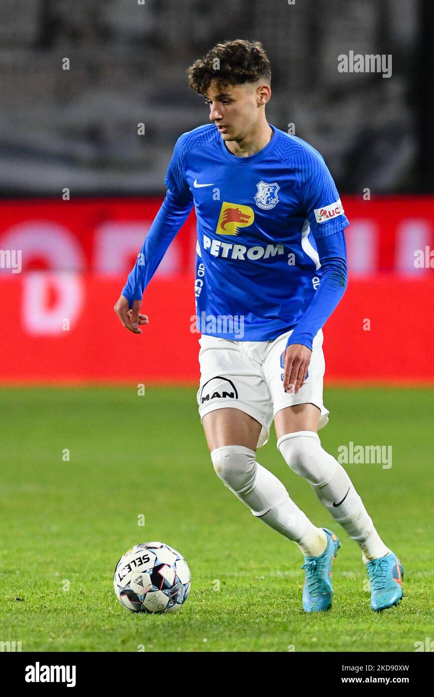 Fundas dreapta Fotos und Bildmaterial in hoher Auflösung Alamy