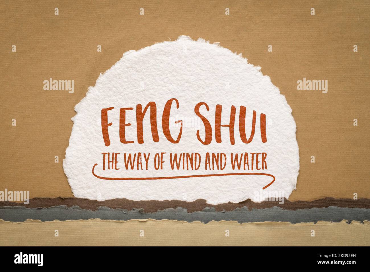 Feng Shui, der Weg von Wind und Wasser - alte chinesische Kunst der Anordnung von Gebäuden, Objekten und Raum in einer Umgebung, um Harmonie und Gleichgewicht zu erreichen Stockfoto