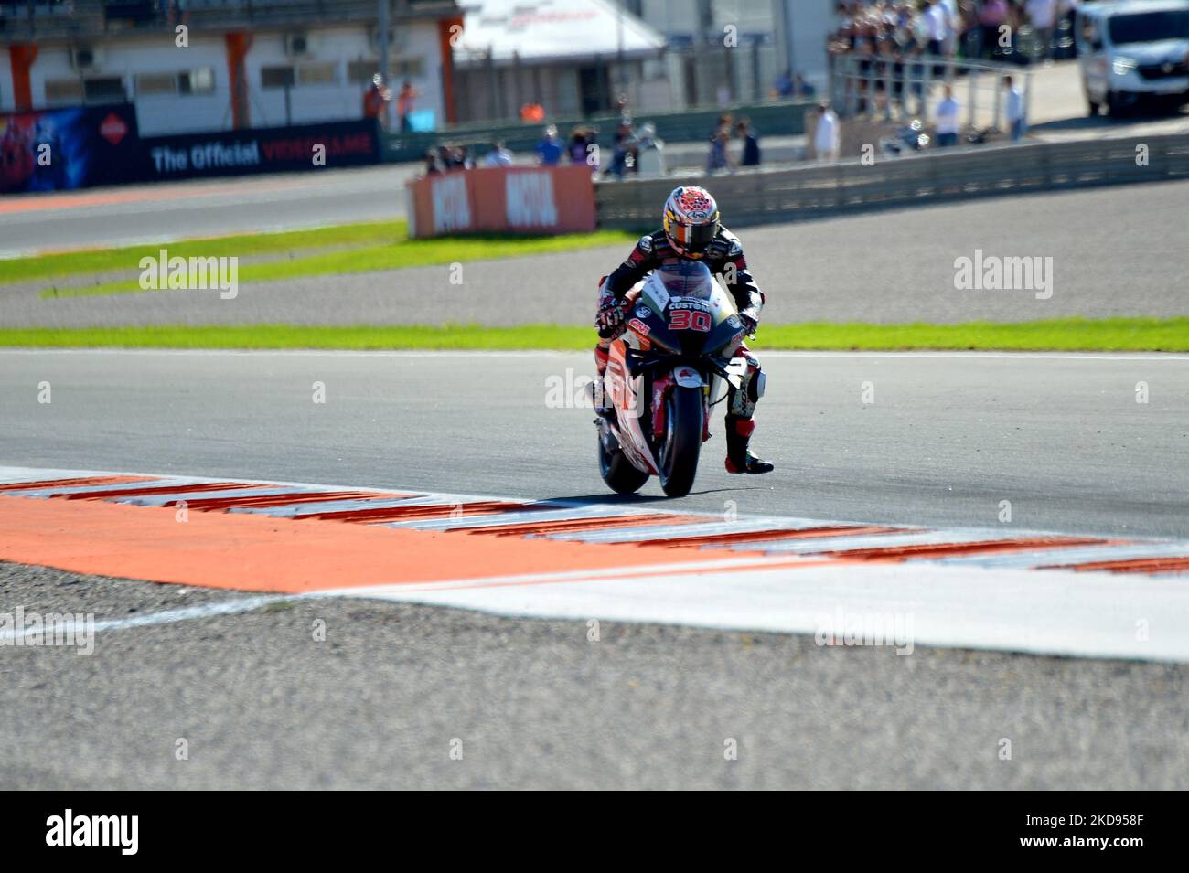Valencia, Spanien. 05.. November 2022. TakaakiNakagami LCR Honda idemitsu während des MotoGP Spanien Grand Prix 2022 - Gran Premio Motul de la Comunitat Valenciana - Qualifying and Details Circuit Ricardo Tormo, MotoGP World Championship in Valencia, Spanien, November 05 2022 Credit: Independent Photo Agency/Alamy Live News Stockfoto