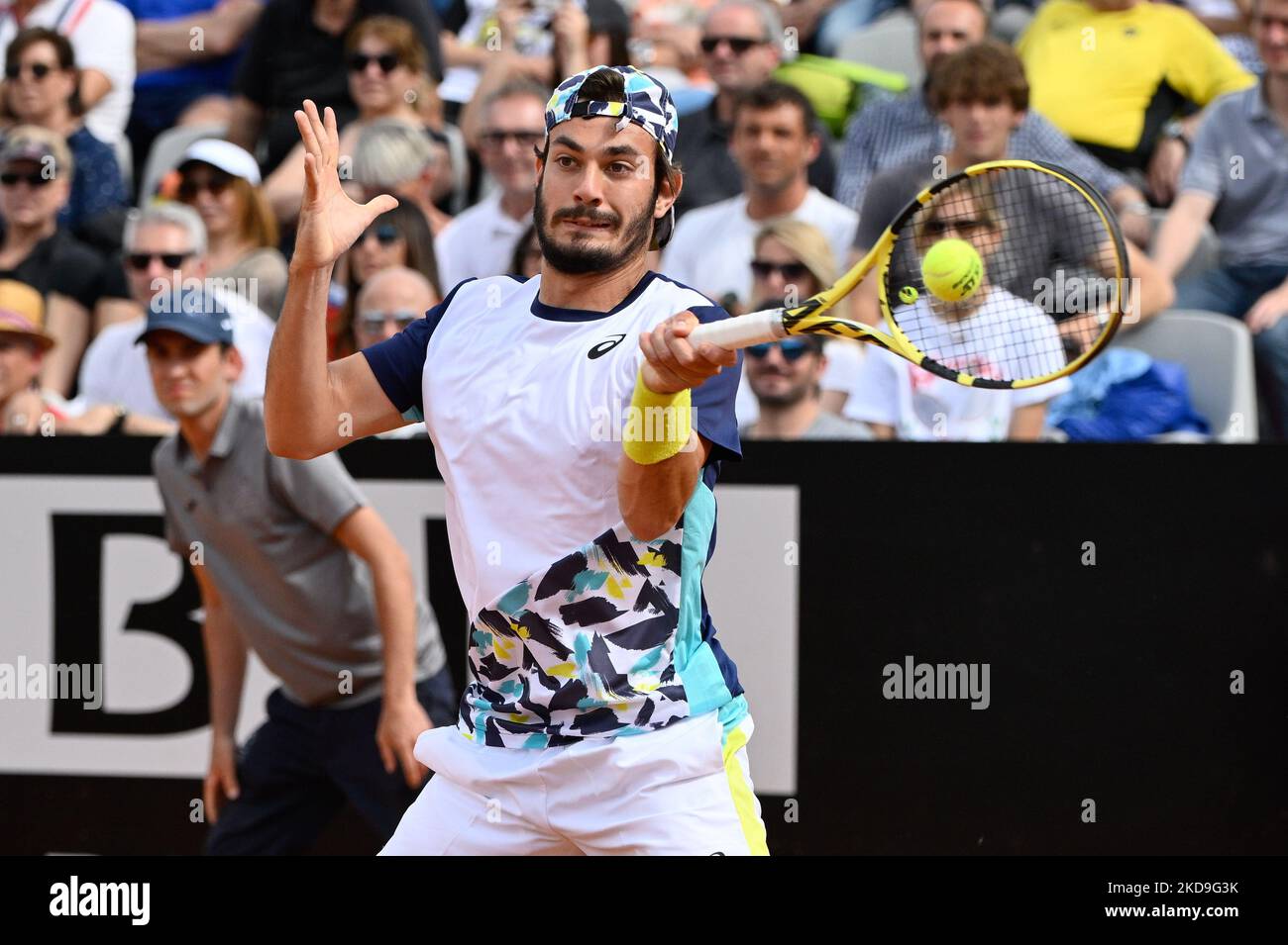 Giulio Zeppieri (ITA) während der ersten Runde gegen Maxime Cressy (USA) des ATP Master 1000 Internazionali BNL D'Italia Turniers am 8. Mai 2022 im Foro Italico (Foto: Fabrizio Corragetti/LiveMedia/NurPhoto) Stockfoto