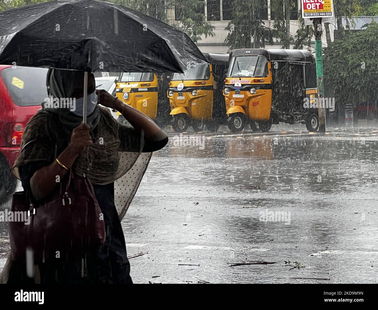 Am 10. Mai 2022 traf die Stadt Thiruvananthapuram (Trivandrum), Kerala, Indien, Gewitter. (Foto von Creative Touch Imaging Ltd./NurPhoto) Stockfoto