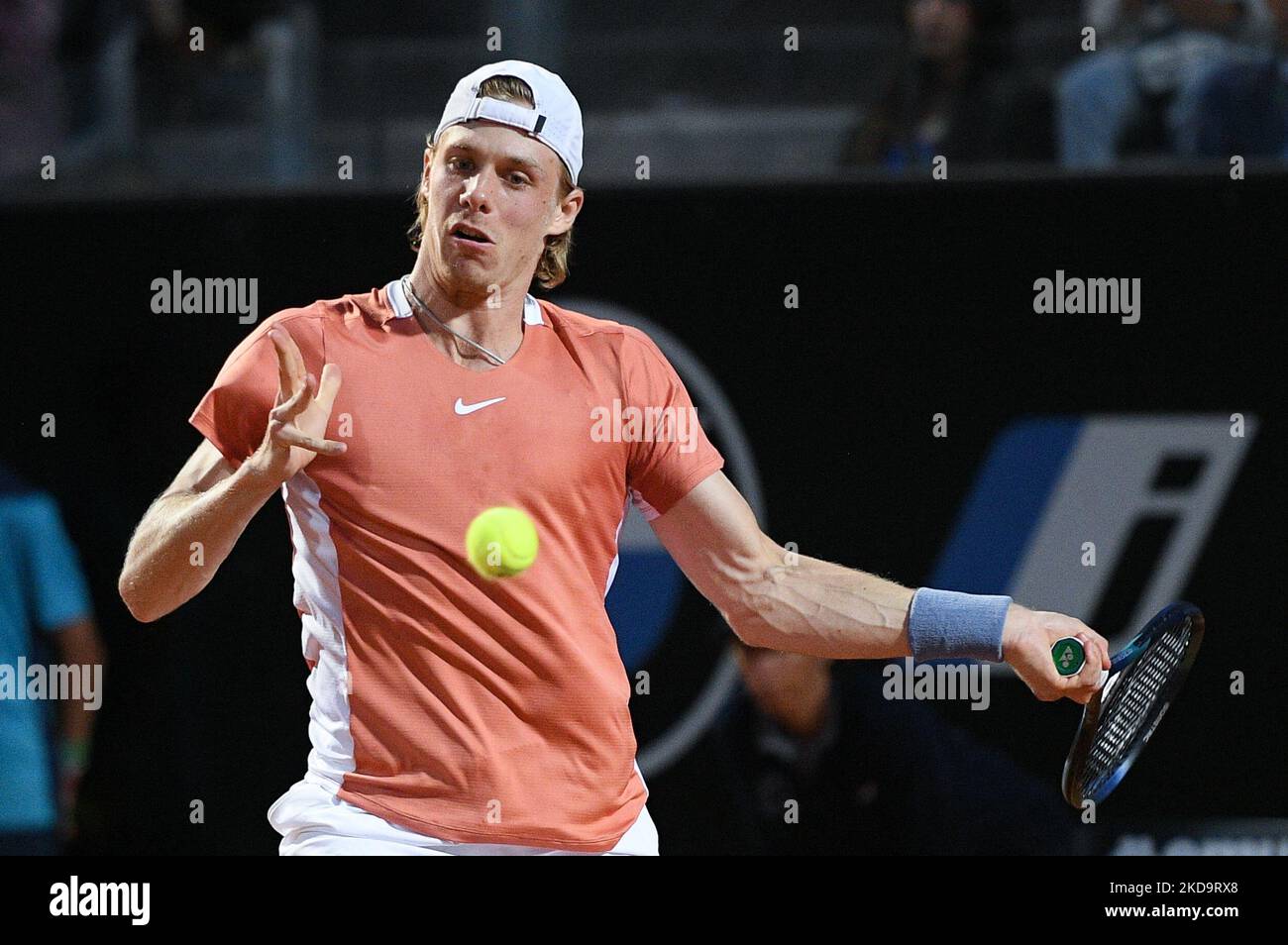 Denis Shapovalov in Aktion beim Internazionali BNL D'Italia 2022-Spiel zwischen Rafael Nadal und Denis Shapovalov am 12. Mai 2022 im Foro Italico in Rom, Italien. (Foto von Giuseppe Maffia/NurPhoto) Stockfoto