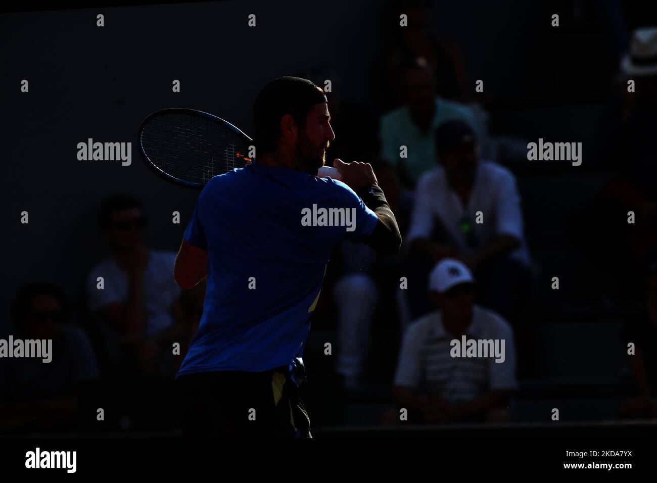 Andrea VAVASSORI (ITA) in seinem Spiel gegen Antoine HOANG (FRA) gewinnt Andrea VAVASSORI (ITA) in der ersten Qualifikationsrunde von Roland Garros gegen Antoine HOANG (FRA). (Foto von Ibrahim Ezzat/NurPhoto) Stockfoto