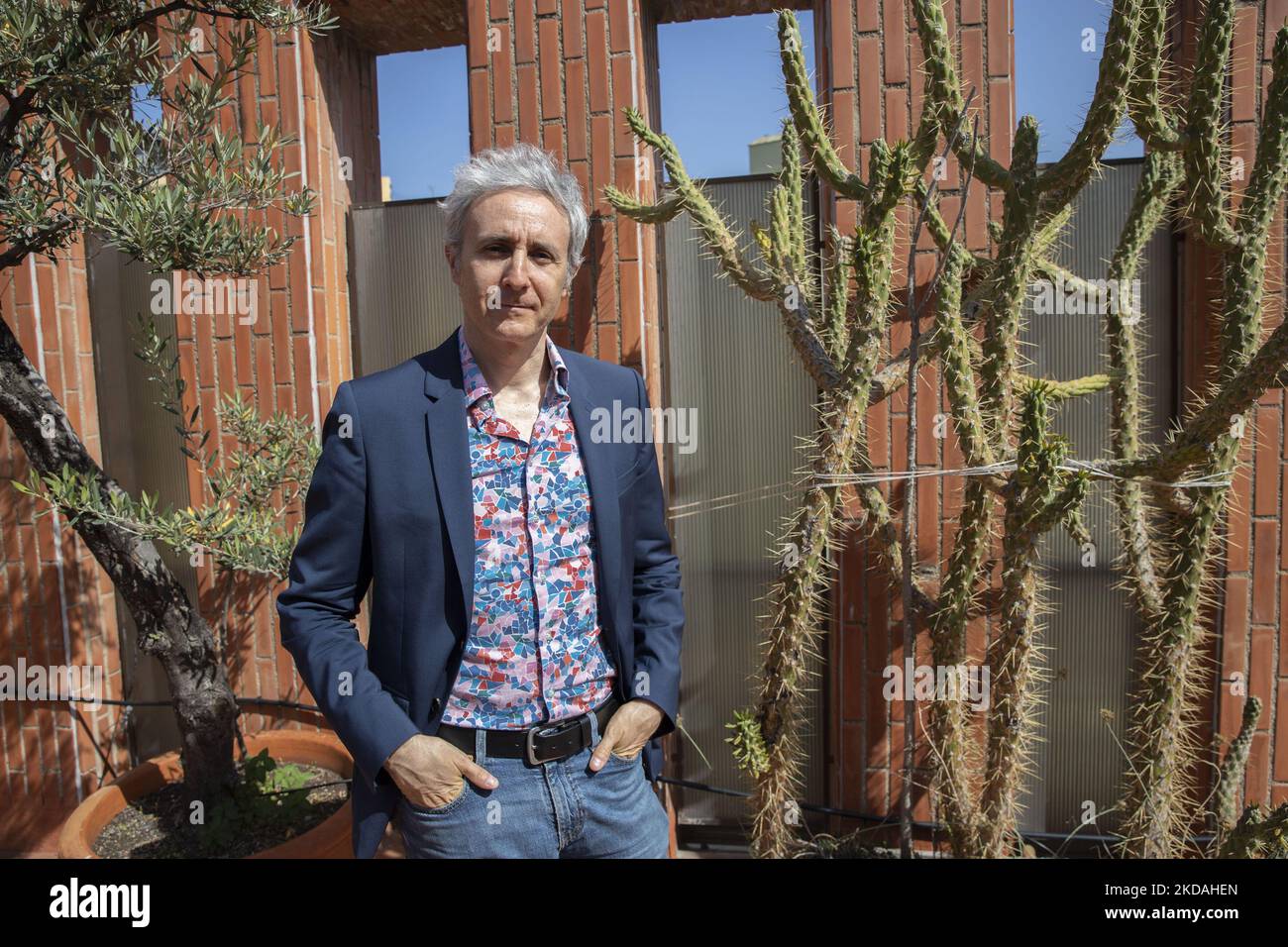 Der französische Historiker und Schriftsteller Ivan Jablonka, posiert während seines Besuchs in Barcelona, in Barcelona, Katalonien, Spanien, am 20. Mai, 2022 (Foto von Albert Llop/NurPhoto) Stockfoto