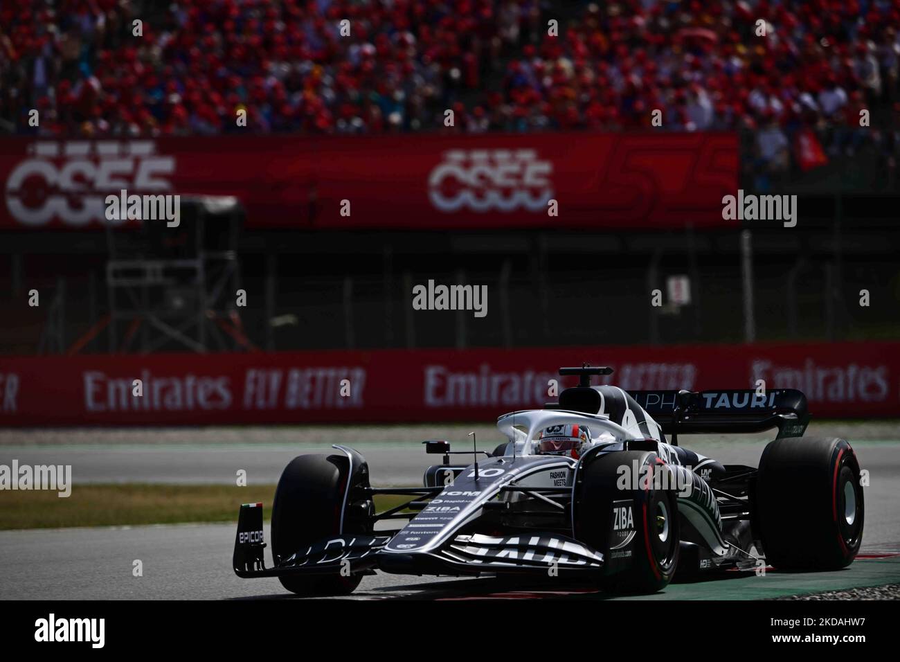 Pierre Gasly von der Scuderia Alpha Tauri Honda fährt seinen Einsitzer während des Qualifyings des Großen Preises von Spanien auf dem Circuit de Catalunia in Montmelo, Barcelona, Katalonien, Spanien (Foto: Andrea Diodato/NurPhoto) Stockfoto