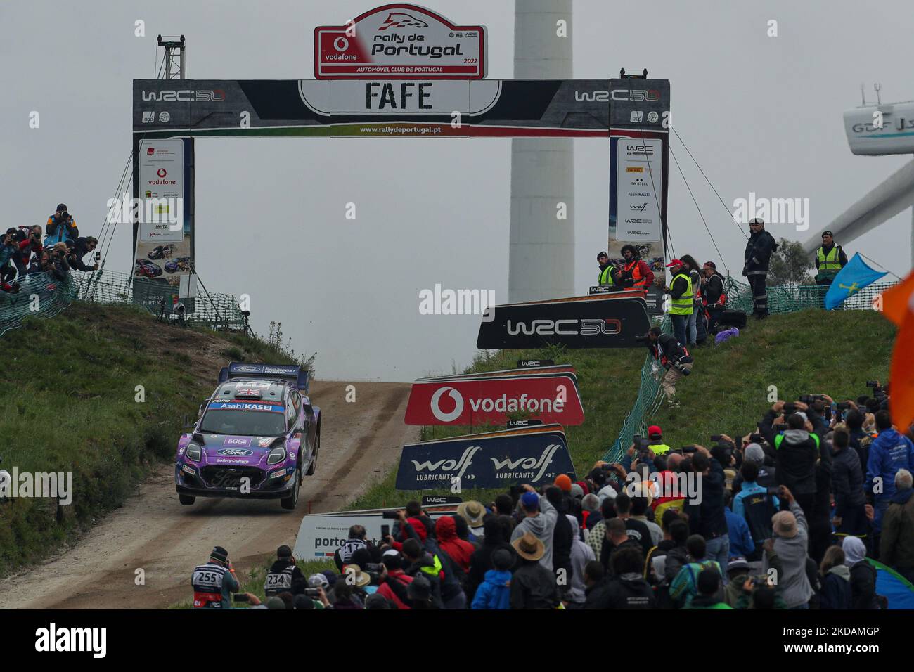 Gus GREENSMITH (GBR) und Jonas ANDERSSON (SWE) im FORD Puma Rally1 des M-SPORT FORD WORLD RALLY TEAMS in Aktion während der SS19 - Fafe der WRC Vodafone Rally Portugal 2022 in Matosinhos, Portugal, am 22. Mai 2022. (Foto von Paulo Oliveira / NurPhoto) Stockfoto